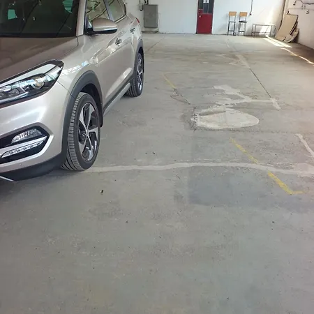 Campsite Parcare Privata Doar Pentru Autoturisme Brasov